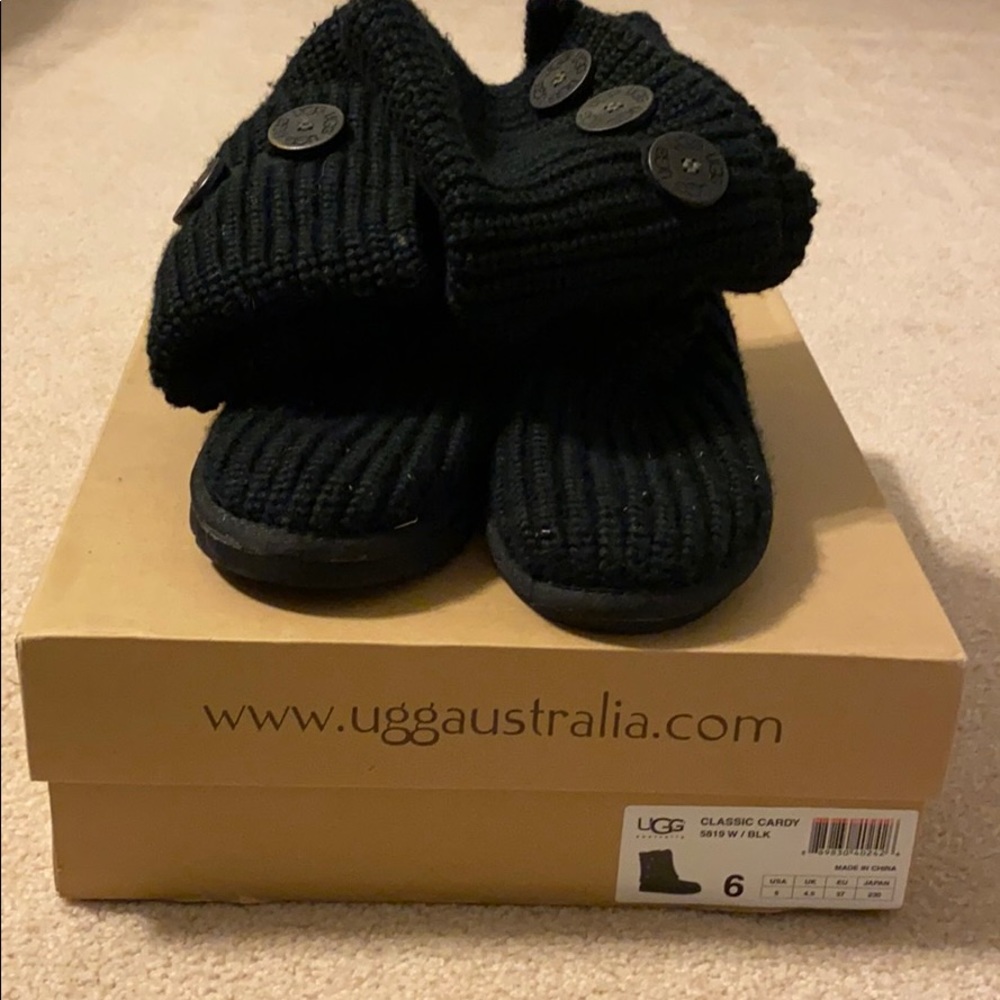EUC UGG Classic Cardy Boot
